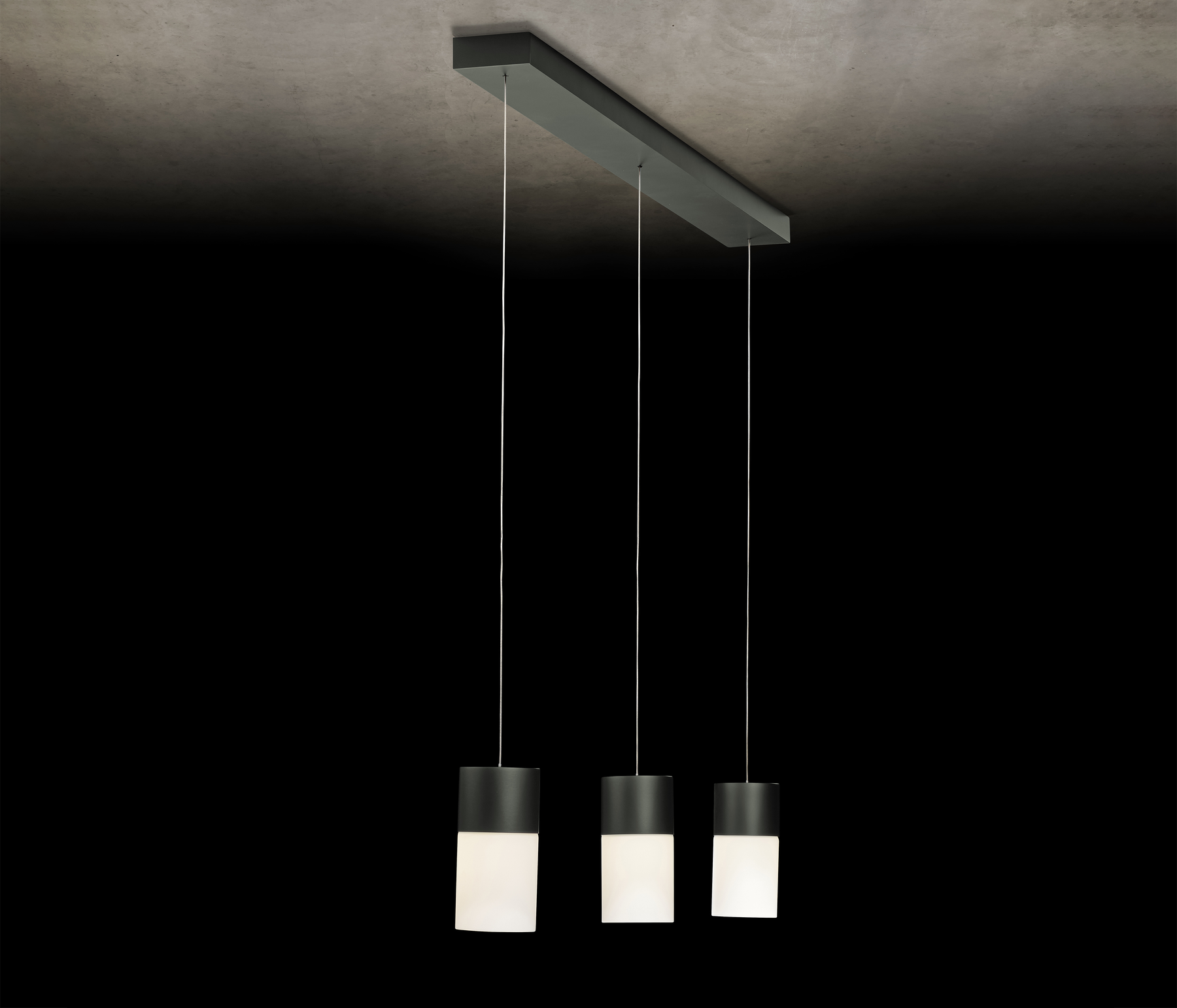 Holtkötter Aura P3 Pendelleuchte LED Platin / Opal matt