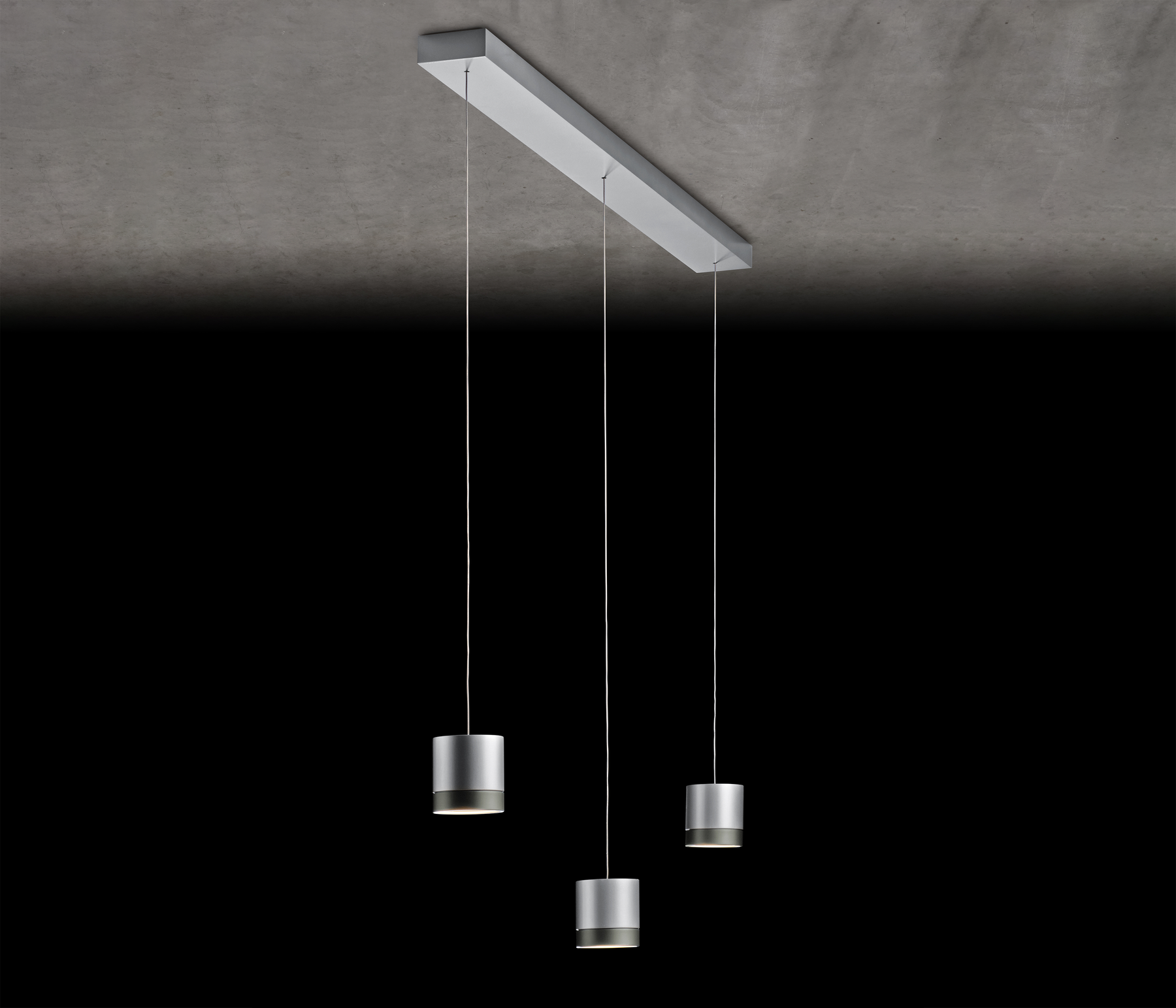 Holtkötter Aura P3 Pendelleuchte LED Aluminium matt / Platin