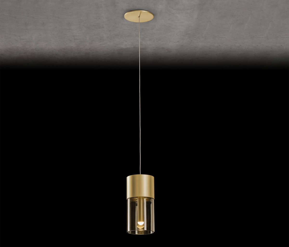 Holtkötter Aura E Pendelleuchte LED Eloxal Messing / Amber