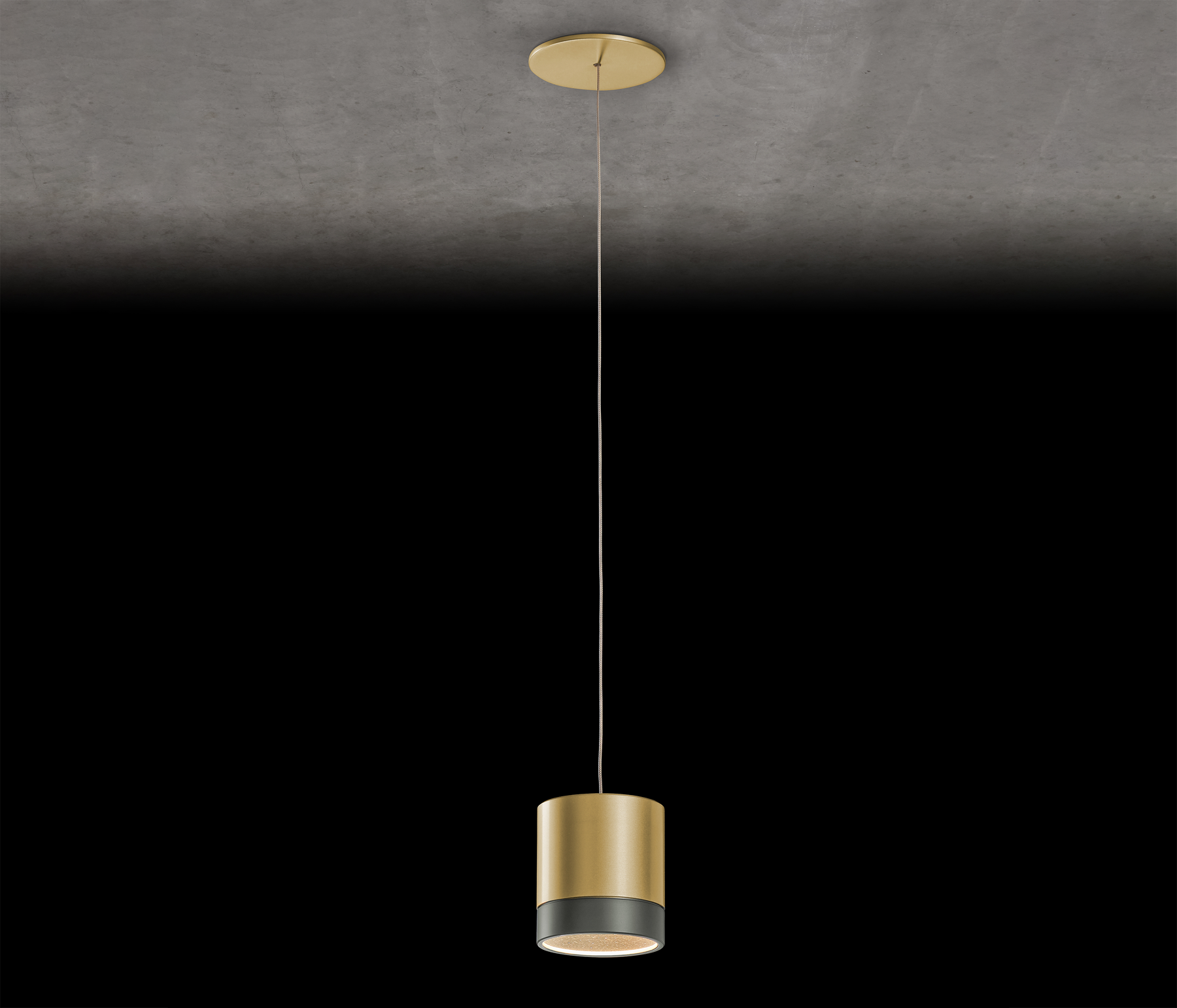 Holtkötter Aura E Pendelleuchte LED Eloxal Messing / Platin