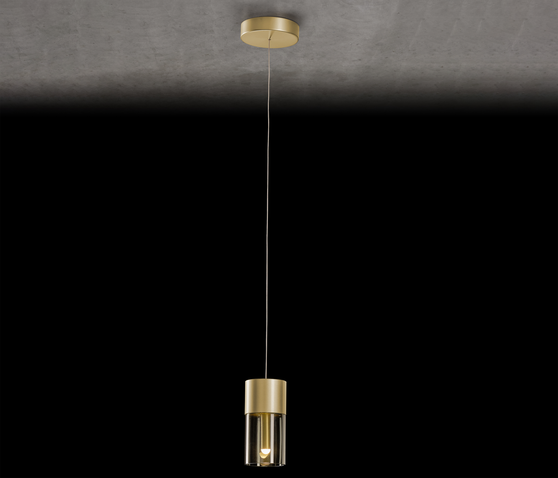 Holtkötter Aura A Pendelleuchte LED Eloxal Messing / Amber