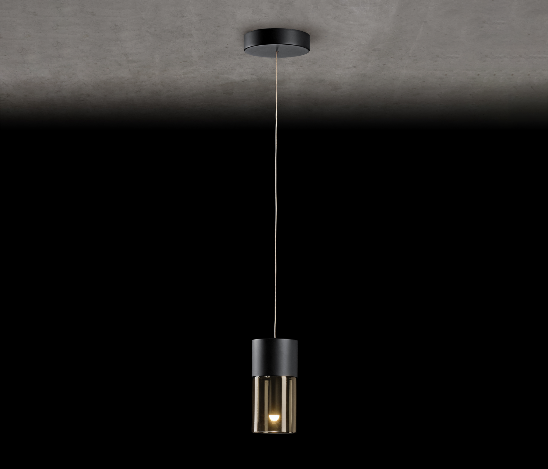 Holtkötter Aura A Pendelleuchte LED Schwarz / Rauchglas