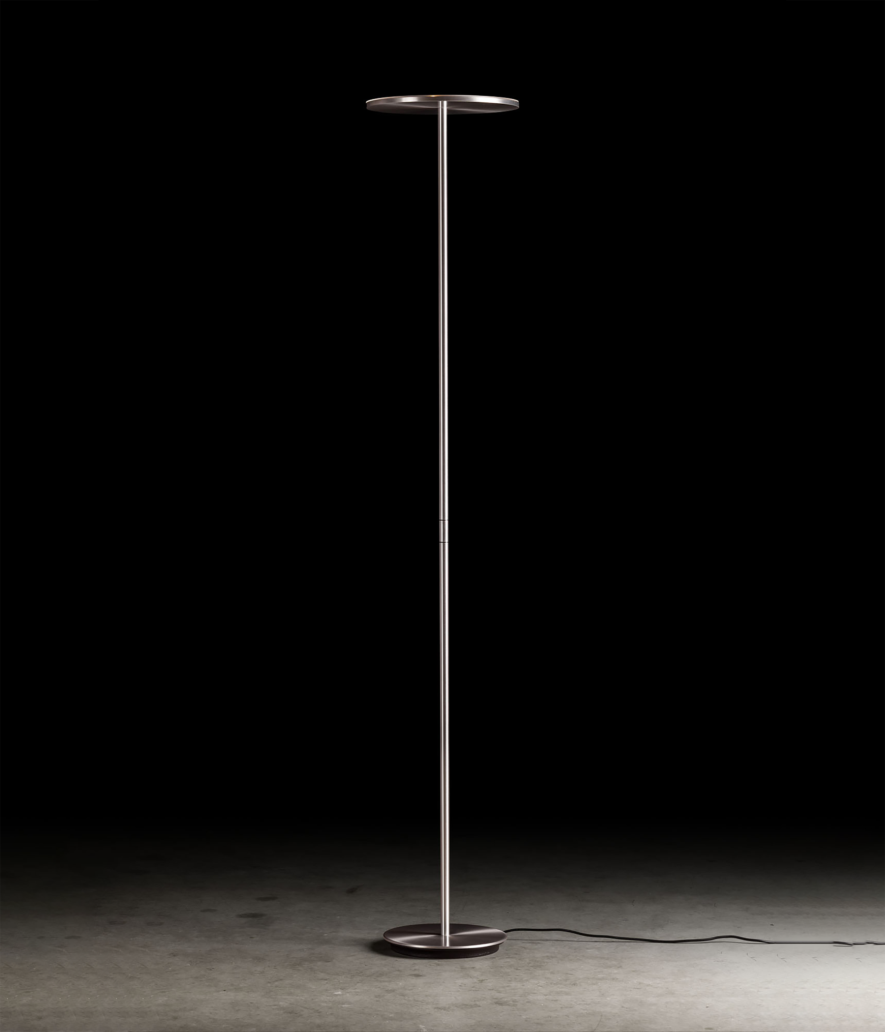 Holtkötter Plano Stehleuchte LED Aluminium matt