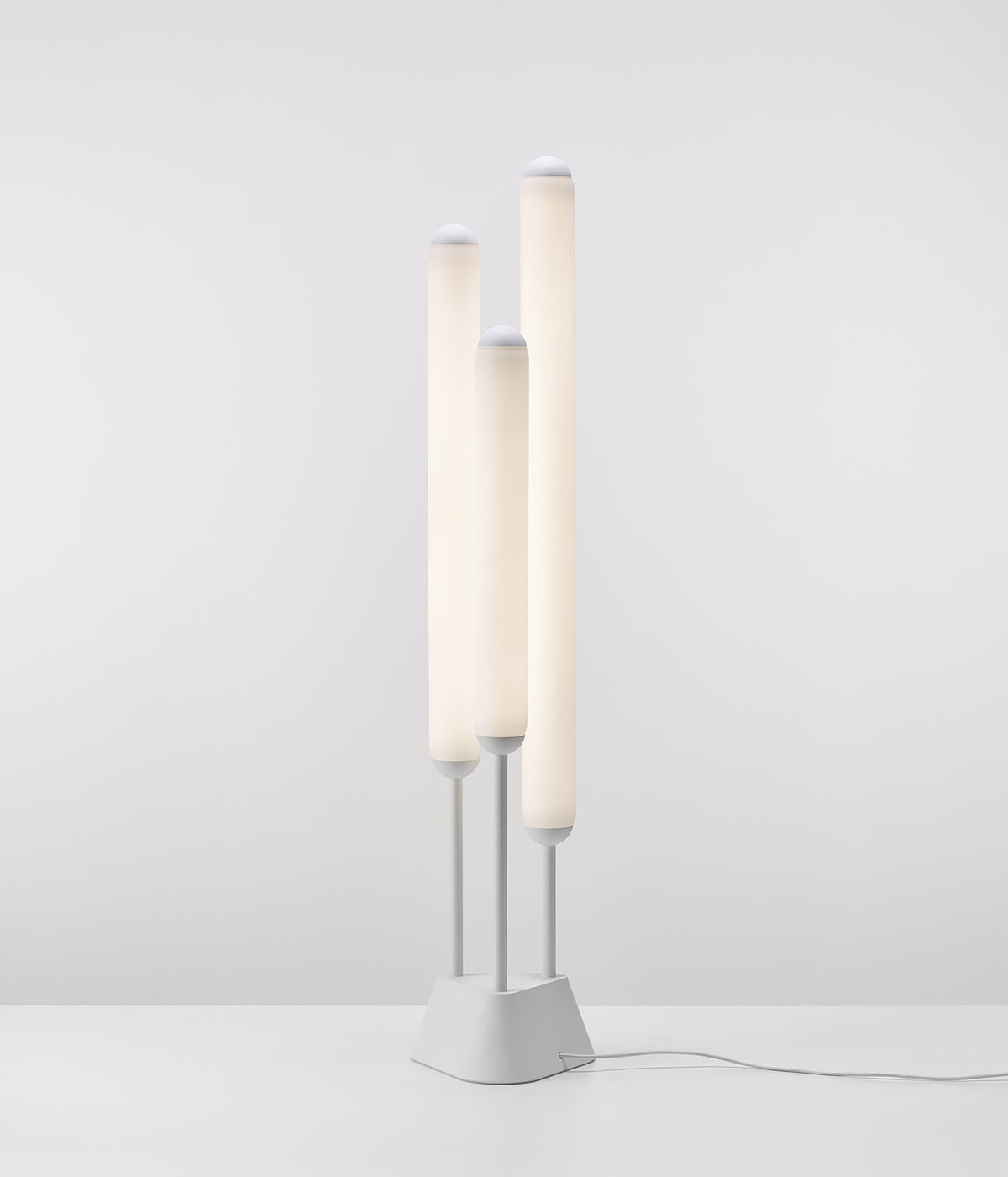 BROKIS Puro Floor Stehleuchte LED weiß 135 cm