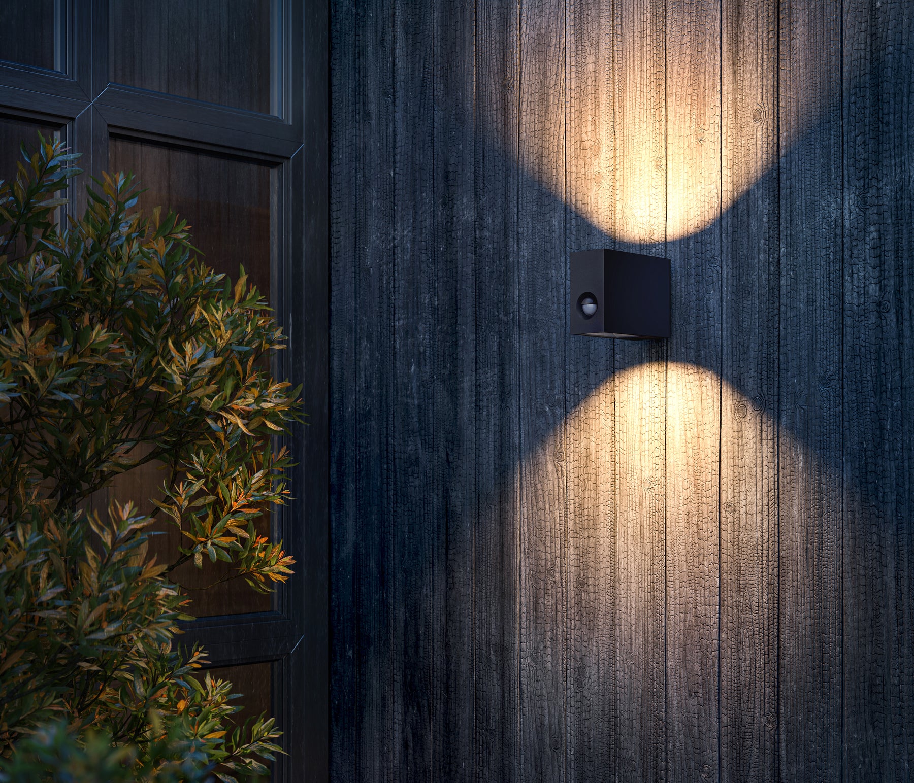 IP44.DE eye control Wandleuchte LED
