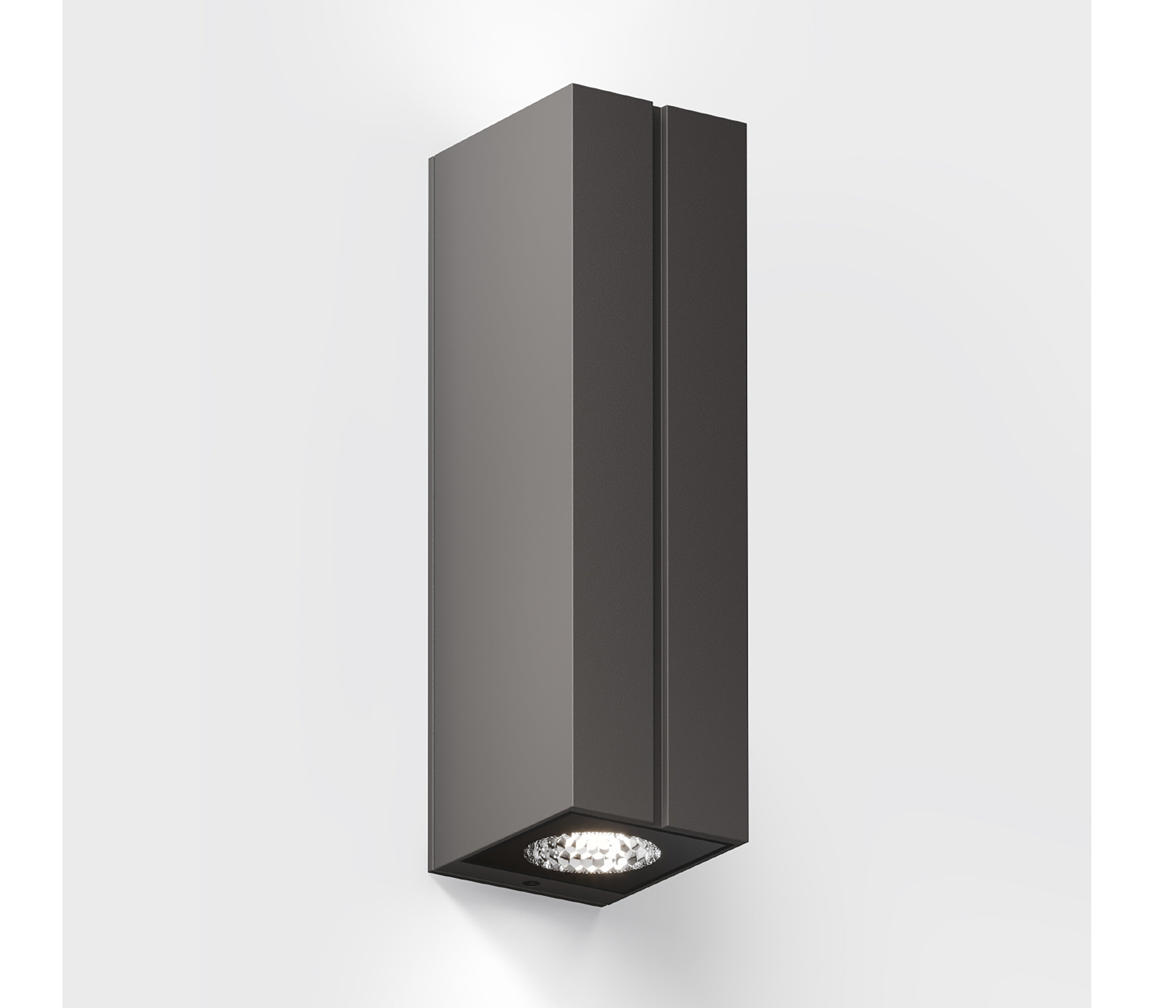 IP44.DE cut Wandleuchte LED space grey