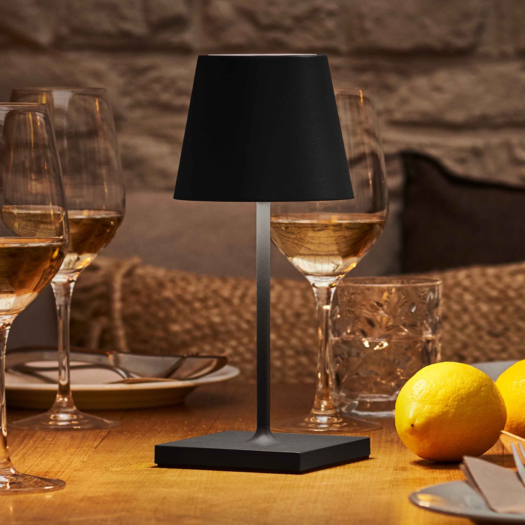 Sigor Nuindie Mini Akku-Tischleuchte LED schwarz Esszimmer