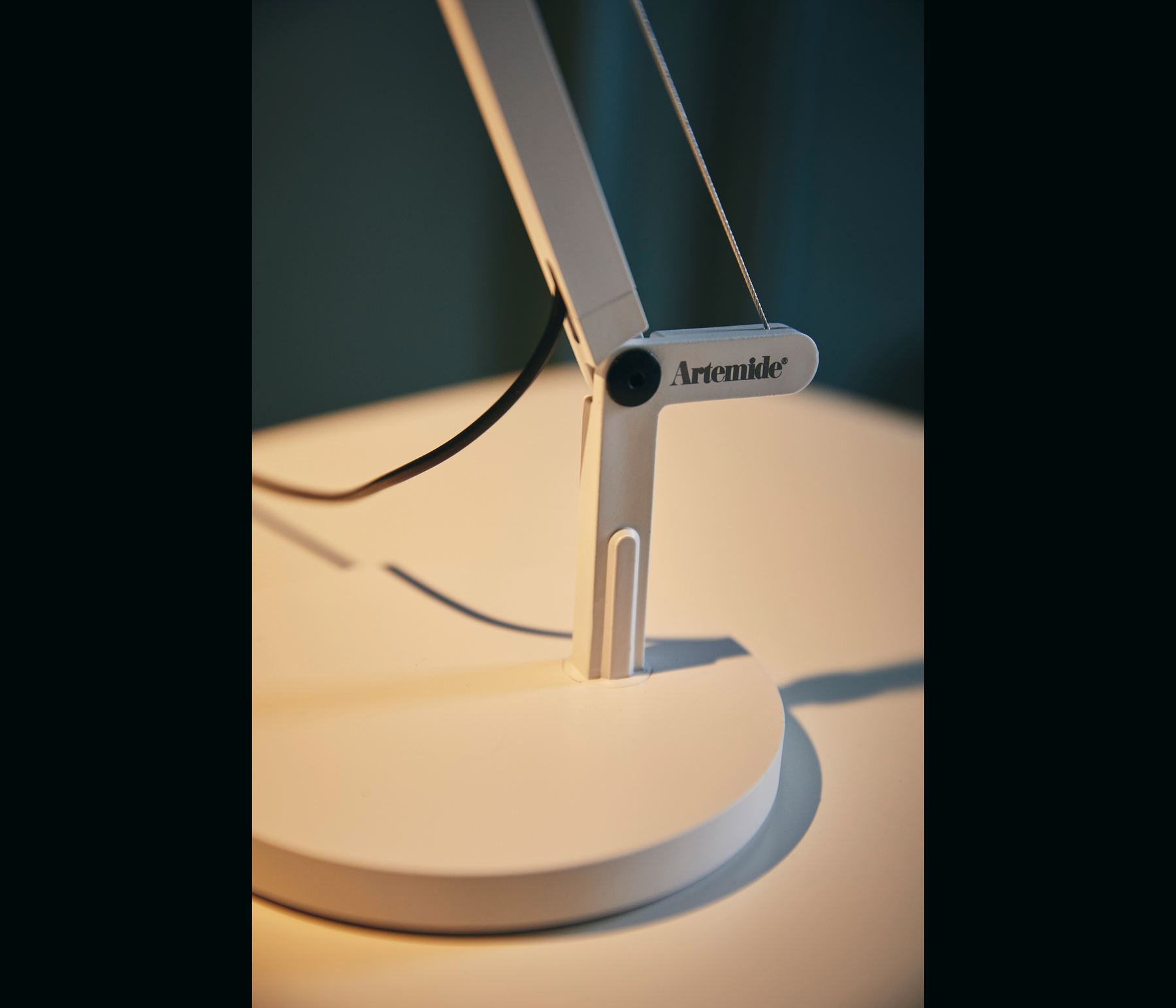 Artemide Demetra Micro Table Schreibtischleuchte LED weiß