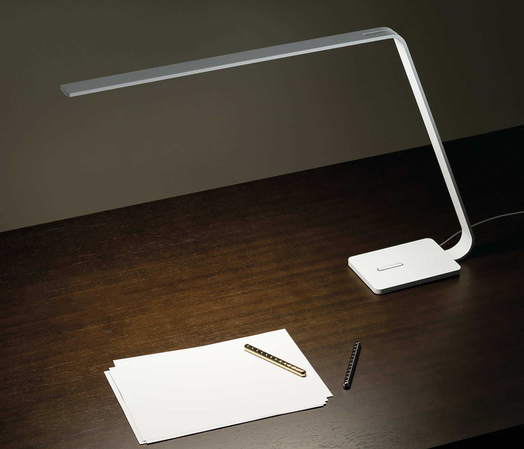 Stilnovo - Linea Light Lama Schreibtischleuchte weiß LED Arbeitszimmer